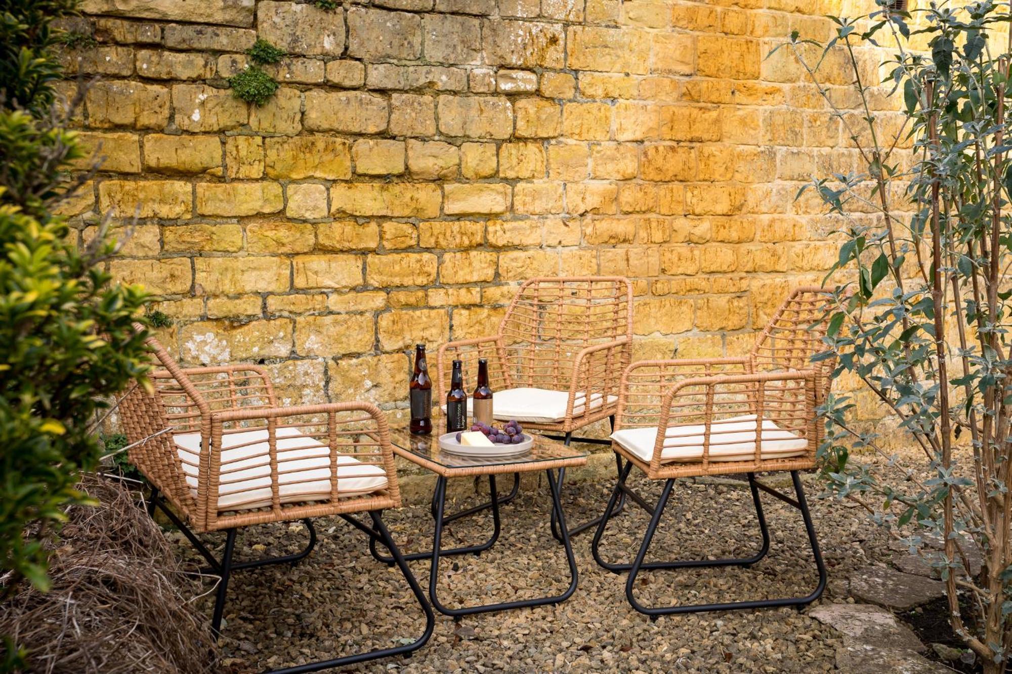 Bourton Scandi Chic Authentic Cottage Exterior foto
